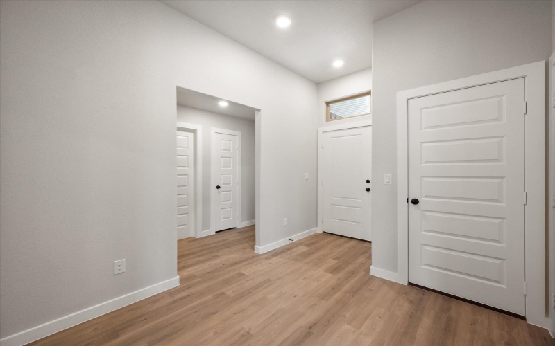 6911 55th Street, Lubbock, TX 79407, 3 Bedrooms Bedrooms, ,2 BathroomsBathrooms,Residential,For Sale,6911 55th Street,202552601