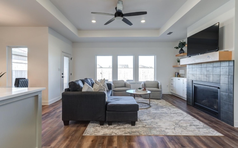 6908 18th Street, Lubbock, TX 79416, 3 Bedrooms Bedrooms, ,2 BathroomsBathrooms,Residential,For Sale,6908 18th Street,202550074