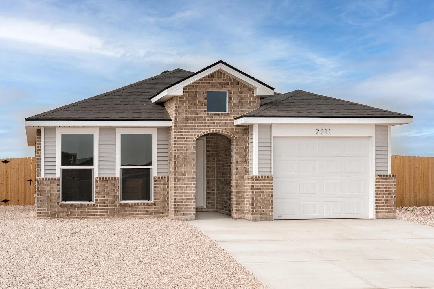 7221 37th Street, Lubbock, TX 79407, 3 Habitaciones Habitaciones , ,2 BañosBaños,Residential Lease,En Alquiler,7221 37th Street,202552616