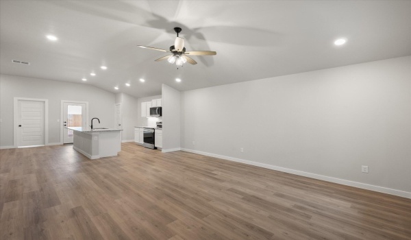 3021 140th Street, Lubbock, TX 79423, 3 Bedrooms Bedrooms, ,2 BathroomsBathrooms,Residential,For Sale,3021 140th Street,202550455