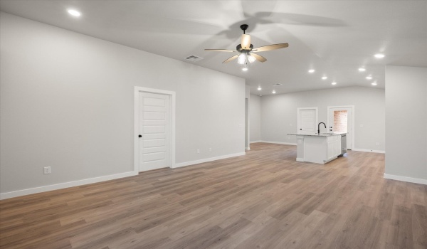 3021 140th Street, Lubbock, TX 79423, 3 Bedrooms Bedrooms, ,2 BathroomsBathrooms,Residential,For Sale,3021 140th Street,202550455