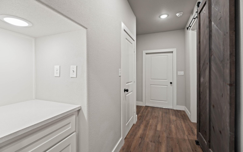 10 Wilshire Boulevard, Lubbock, TX 79416, 4 Bedrooms Bedrooms, ,2 BathroomsBathrooms,Residential,For Sale,10 Wilshire Boulevard,202550551
