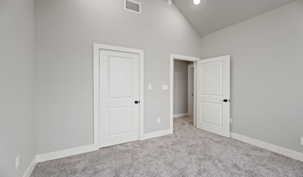 10 Wilshire Boulevard, Lubbock, TX 79416, 4 Bedrooms Bedrooms, ,2 BathroomsBathrooms,Residential,For Sale,10 Wilshire Boulevard,202550551