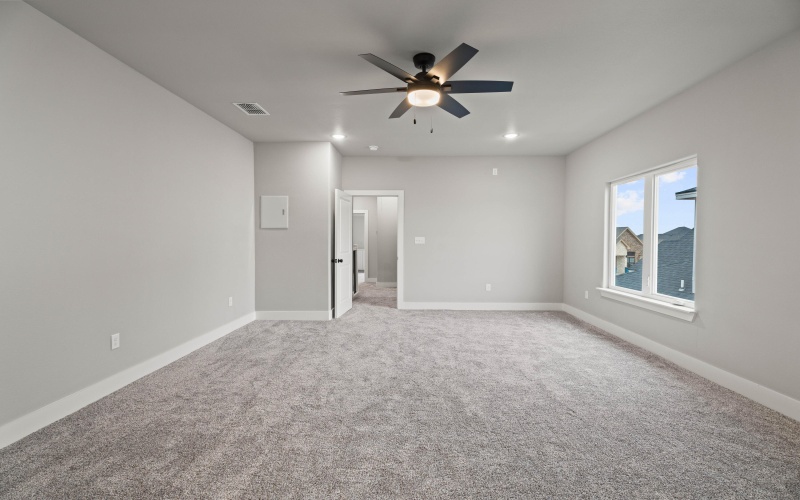 10 Wilshire Boulevard, Lubbock, TX 79416, 4 Bedrooms Bedrooms, ,2 BathroomsBathrooms,Residential,For Sale,10 Wilshire Boulevard,202550551