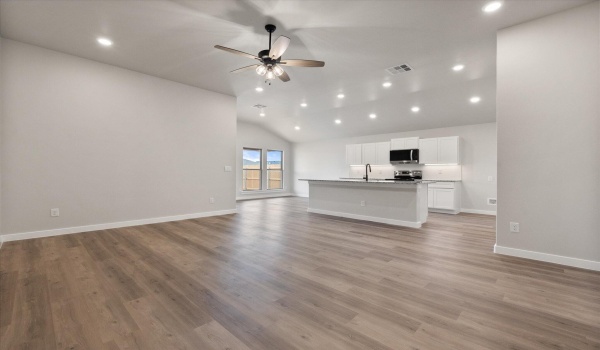 2332 136th Street, Lubbock, TX 79423, 3 Bedrooms Bedrooms, ,2 BathroomsBathrooms,Residential,For Sale,2332 136th Street,202552811