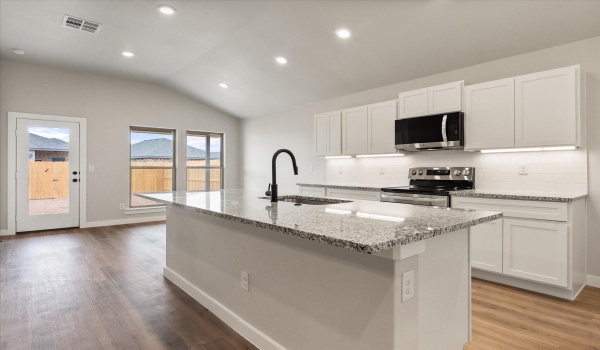 2332 136th Street, Lubbock, TX 79423, 3 Bedrooms Bedrooms, ,2 BathroomsBathrooms,Residential,For Sale,2332 136th Street,202552811