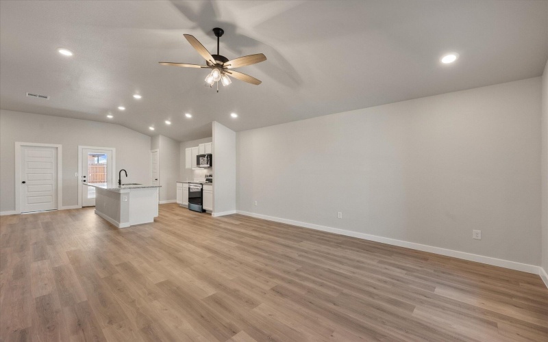 2911 Durham Avenue, Wolfforth, TX 79382, 3 Bedrooms Bedrooms, ,2 BathroomsBathrooms,Residential,For Sale,2911 Durham Avenue,202552812