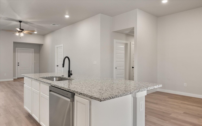 2911 Durham Avenue, Wolfforth, TX 79382, 3 Bedrooms Bedrooms, ,2 BathroomsBathrooms,Residential,For Sale,2911 Durham Avenue,202552812