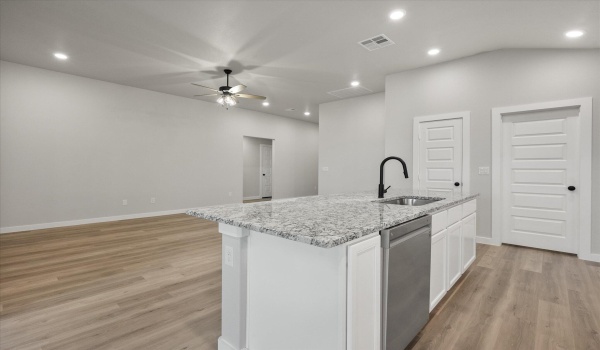 3004 140th Street, Lubbock, TX 79423, 3 Bedrooms Bedrooms, ,2 BathroomsBathrooms,Residential,For Sale,3004 140th Street,202550608