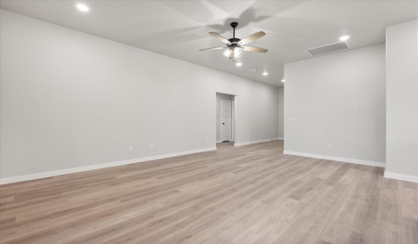 3004 140th Street, Lubbock, TX 79423, 3 Bedrooms Bedrooms, ,2 BathroomsBathrooms,Residential,For Sale,3004 140th Street,202550608