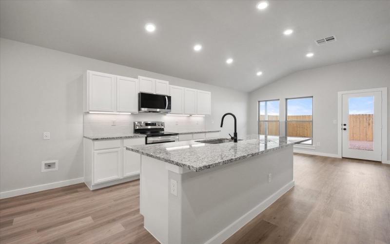 3004 140th Street, Lubbock, TX 79423, 3 Bedrooms Bedrooms, ,2 BathroomsBathrooms,Residential,For Sale,3004 140th Street,202550608