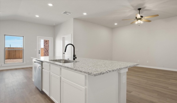 1606 N Dover Avenue, Lubbock, TX 79416, 3 Bedrooms Bedrooms, ,2 BathroomsBathrooms,Residential,For Sale,1606 N Dover Avenue,202550669