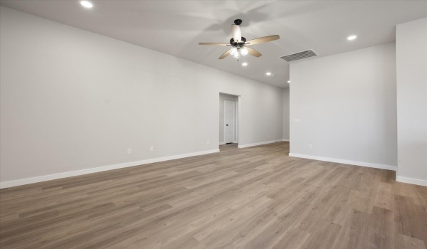 1606 N Dover Avenue, Lubbock, TX 79416, 3 Bedrooms Bedrooms, ,2 BathroomsBathrooms,Residential,For Sale,1606 N Dover Avenue,202550669