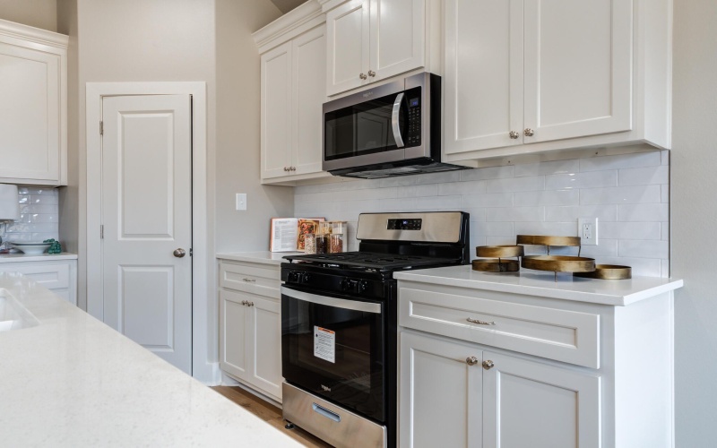 1407 Durham Avenue, Wolfforth, TX 79382, 4 Bedrooms Bedrooms, ,2 BathroomsBathrooms,Residential,For Sale,1407 Durham Avenue,202550749