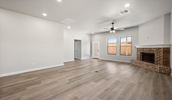 6823 54th Street, Lubbock, TX 79407, 3 Bedrooms Bedrooms, ,2 BathroomsBathrooms,Residential,For Sale,6823 54th Street,202550919