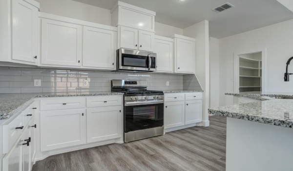6925 11th Street, Lubbock, TX 79416, 3 Bedrooms Bedrooms, ,2 BathroomsBathrooms,Residential,For Sale,6925 11th Street,202550948