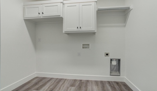6925 11th Street, Lubbock, TX 79416, 3 Bedrooms Bedrooms, ,2 BathroomsBathrooms,Residential,For Sale,6925 11th Street,202550948