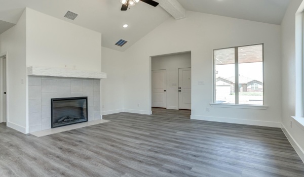 6925 11th Street, Lubbock, TX 79416, 3 Bedrooms Bedrooms, ,2 BathroomsBathrooms,Residential,For Sale,6925 11th Street,202550948