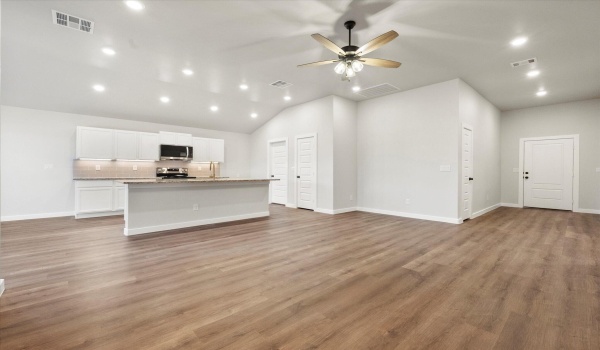 2301 134th Street, Lubbock, TX 79423, 3 Bedrooms Bedrooms, ,2 BathroomsBathrooms,Residential,For Sale,2301 134th Street,202551057