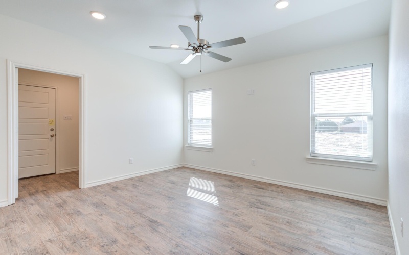 1207 Bryan Avenue, Wolfforth, TX 79382, 6 Bedrooms Bedrooms, ,5 BathroomsBathrooms,Residential Multi Family,For Sale,1207 Bryan Avenue,202551128