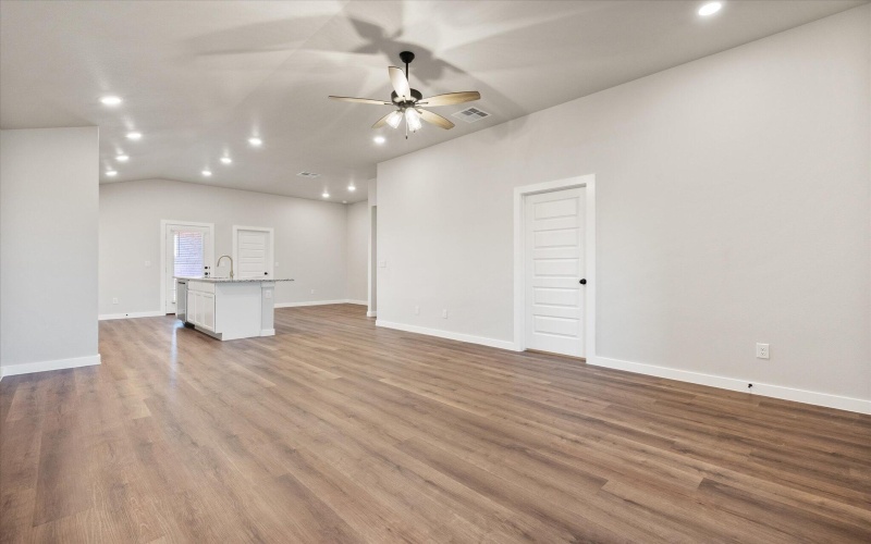 3101 140th Street, Lubbock, TX 79423, 3 Bedrooms Bedrooms, ,2 BathroomsBathrooms,Residential,For Sale,3101 140th Street,202551247