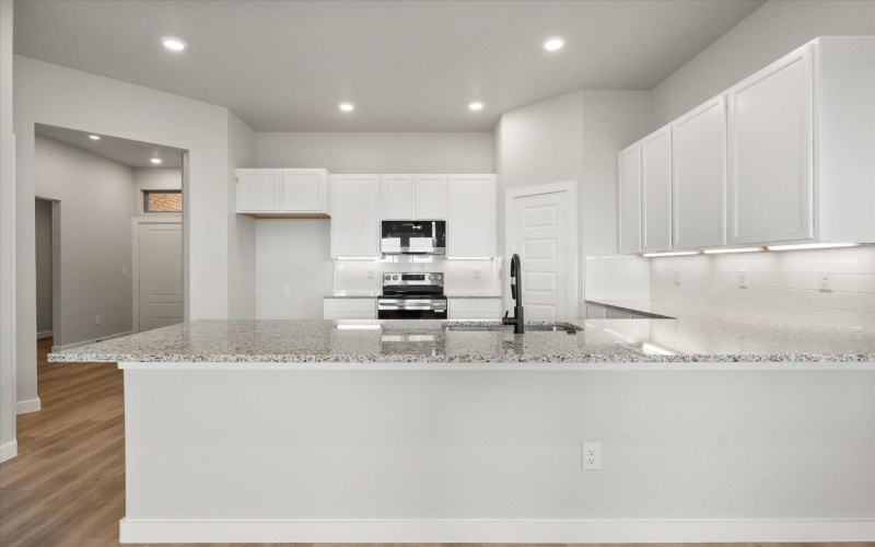 3103 140th Street, Lubbock, TX 79423, 3 Bedrooms Bedrooms, ,2 BathroomsBathrooms,Residential,For Sale,3103 140th Street,202551252