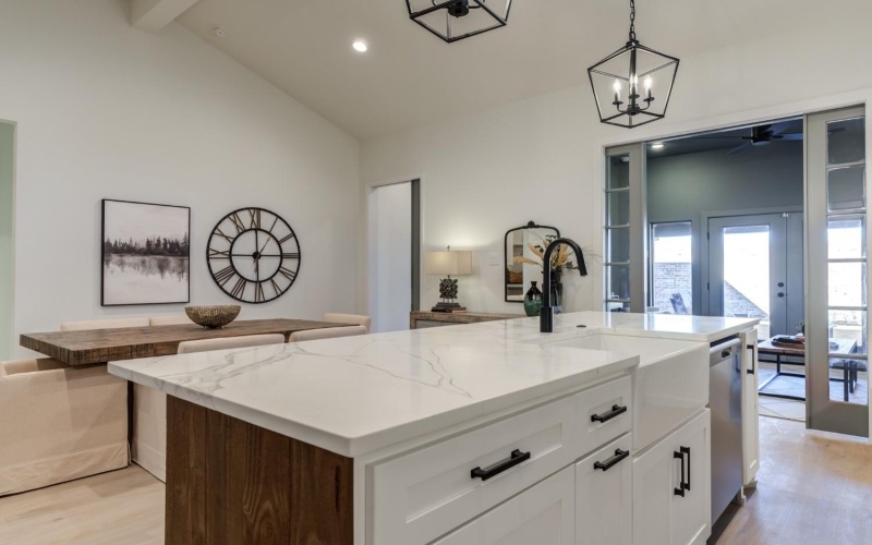 3704 127th Street, Lubbock, TX 79423, 4 Bedrooms Bedrooms, ,3 BathroomsBathrooms,Residential,For Sale,3704 127th Street,202551258