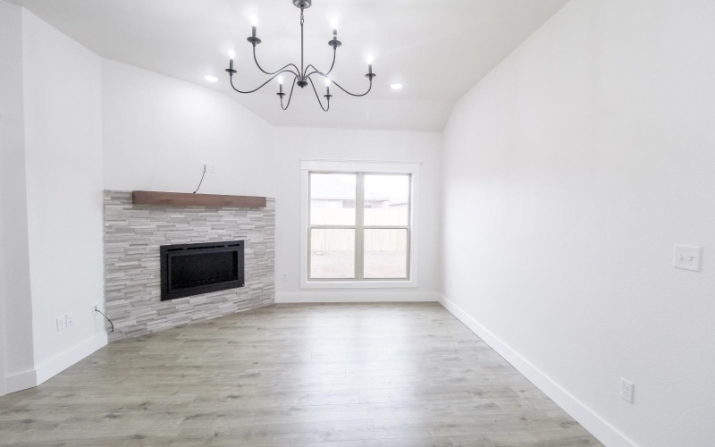 7810 96th Street, Lubbock, TX 79424, 4 Bedrooms Bedrooms, ,2 BathroomsBathrooms,Residential,For Sale,7810 96th Street,202551628
