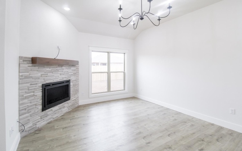 7810 96th Street, Lubbock, TX 79424, 4 Bedrooms Bedrooms, ,2 BathroomsBathrooms,Residential,For Sale,7810 96th Street,202551628