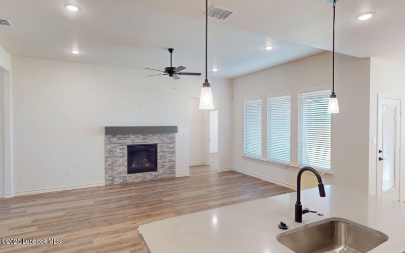 612 E 13th Street, Wolfforth, TX 79382, 4 Bedrooms Bedrooms, ,3 BathroomsBathrooms,Residential,For Sale,612 E 13th Street,202551828