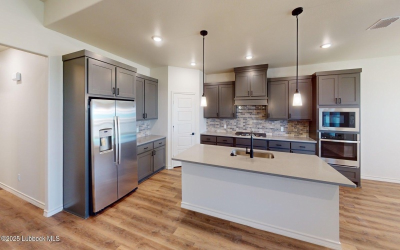 2814 133rd Street, Lubbock, TX 79423, 4 Habitaciones Habitaciones , ,3 BañosBaños,Residential,En Venta,2814 133rd Street,202551831