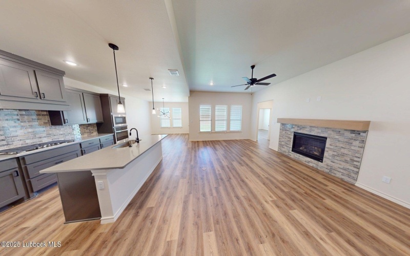 2814 133rd Street, Lubbock, TX 79423, 4 Habitaciones Habitaciones , ,3 BañosBaños,Residential,En Venta,2814 133rd Street,202551831