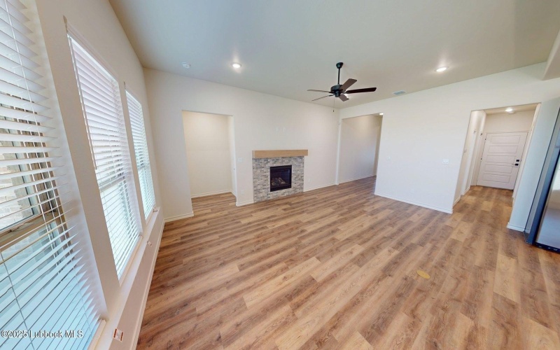 2814 133rd Street, Lubbock, TX 79423, 4 Habitaciones Habitaciones , ,3 BañosBaños,Residential,En Venta,2814 133rd Street,202551831