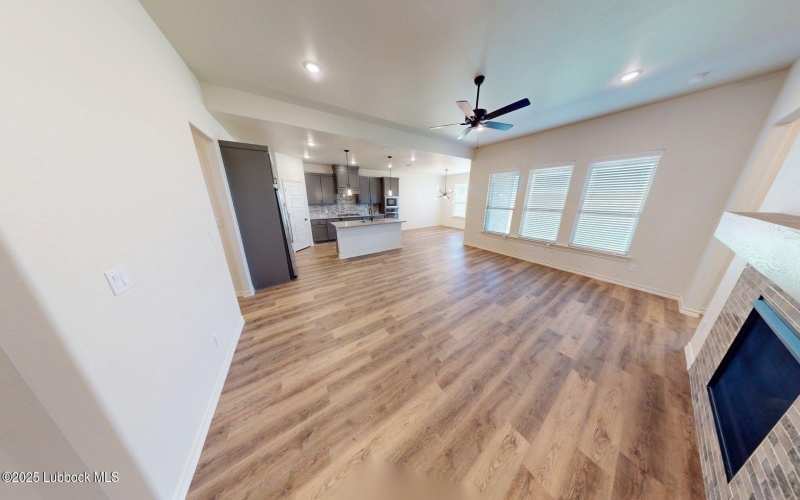 2814 133rd Street, Lubbock, TX 79423, 4 Habitaciones Habitaciones , ,3 BañosBaños,Residential,En Venta,2814 133rd Street,202551831