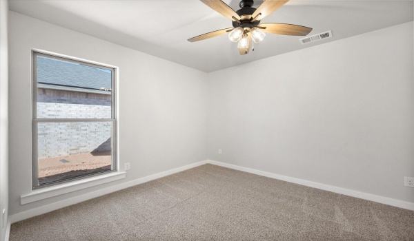 1610 N Dover Avenue, Lubbock, TX 79416, 4 Habitaciones Habitaciones , ,2 BañosBaños,Residential,En Venta,1610 N Dover Avenue,202551846