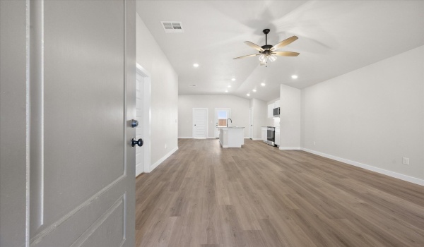 3013 140th Street, Lubbock, TX 79423, 3 Bedrooms Bedrooms, ,2 BathroomsBathrooms,Residential,For Sale,3013 140th Street,202552045