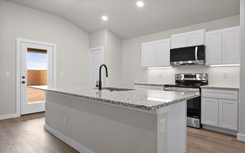 3013 140th Street, Lubbock, TX 79423, 3 Bedrooms Bedrooms, ,2 BathroomsBathrooms,Residential,For Sale,3013 140th Street,202552045
