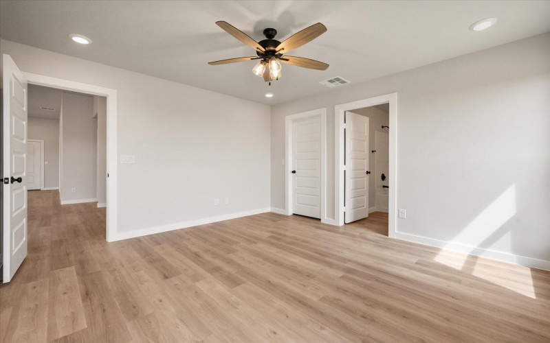 3009 140th Street, Lubbock, TX 79423, 3 Habitaciones Habitaciones , ,2 BañosBaños,Residential,En Venta,3009 140th Street,202552055