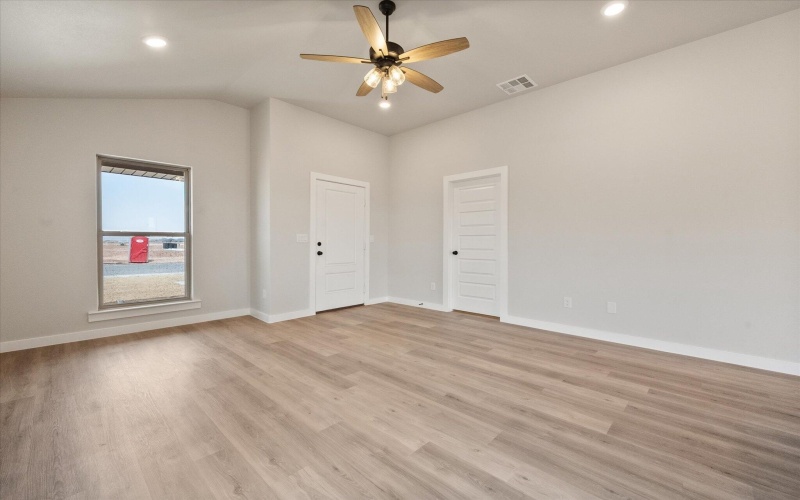 3009 140th Street, Lubbock, TX 79423, 3 Habitaciones Habitaciones , ,2 BañosBaños,Residential,En Venta,3009 140th Street,202552055