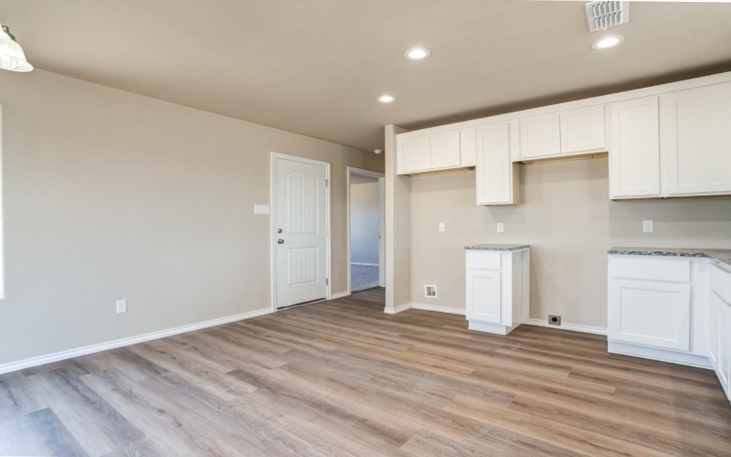 932 E Municipal Drive, Lubbock, TX 79403, 3 Bedrooms Bedrooms, ,2 BathroomsBathrooms,Residential,For Sale,932 E Municipal Drive,202552126