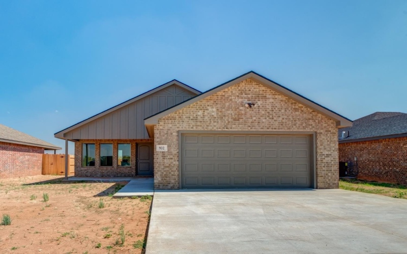 932 E Municipal Drive, Lubbock, TX 79403, 3 Bedrooms Bedrooms, ,2 BathroomsBathrooms,Residential,For Sale,932 E Municipal Drive,202552126
