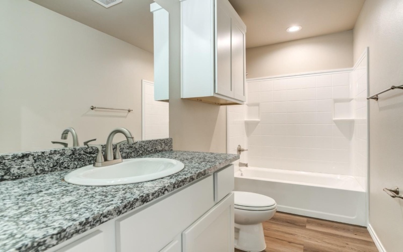 932 E Municipal Drive, Lubbock, TX 79403, 3 Bedrooms Bedrooms, ,2 BathroomsBathrooms,Residential,For Sale,932 E Municipal Drive,202552126