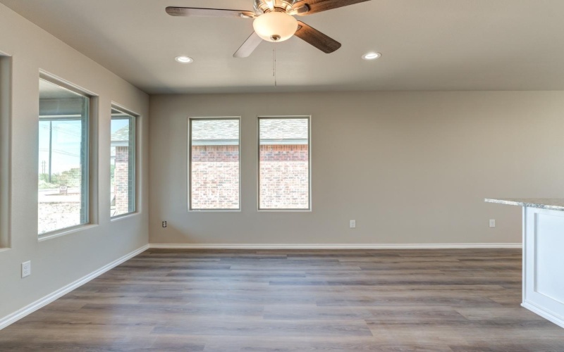932 E Municipal Drive, Lubbock, TX 79403, 3 Bedrooms Bedrooms, ,2 BathroomsBathrooms,Residential,For Sale,932 E Municipal Drive,202552126