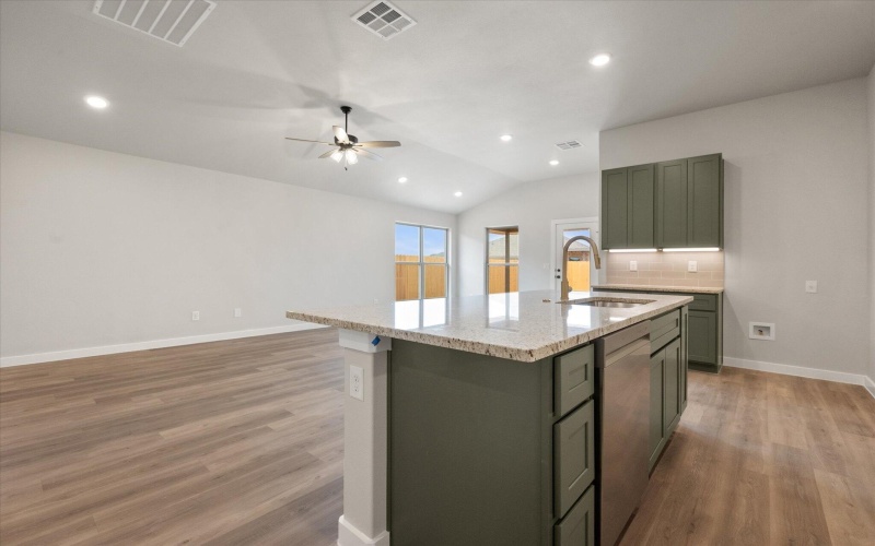 2330 136th Street, Lubbock, TX 79423, 4 Bedrooms Bedrooms, ,2 BathroomsBathrooms,Residential,For Sale,2330 136th Street,202552133
