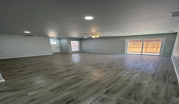 8509 10th Street, Lubbock, TX 79416, 3 Habitaciones Habitaciones , ,2 BañosBaños,Residential,En Venta,8509 10th Street,202552155