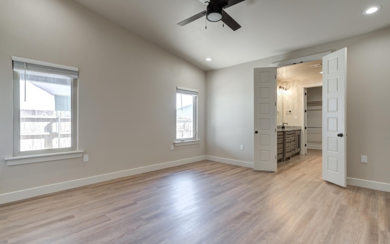 5713 119th Street, Lubbock, TX 79424, 4 Bedrooms Bedrooms, ,2 BathroomsBathrooms,Residential,For Sale,5713 119th Street,202552194