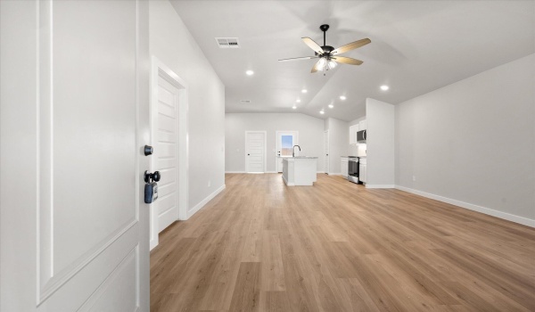 2205 134th Street, Lubbock, TX 79423, 3 Bedrooms Bedrooms, ,2 BathroomsBathrooms,Residential,For Sale,2205 134th Street,202552220