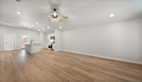 2205 134th Street, Lubbock, TX 79423, 3 Bedrooms Bedrooms, ,2 BathroomsBathrooms,Residential,For Sale,2205 134th Street,202552220