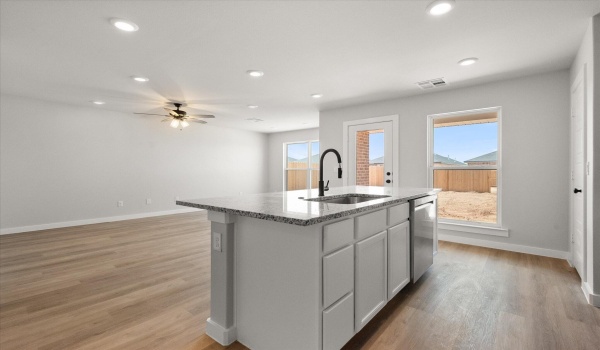 1335 N Colton Avenue, Lubbock, TX 79416, 3 Habitaciones Habitaciones , ,2 BañosBaños,Residential,En Venta,1335 N Colton Avenue,202552228