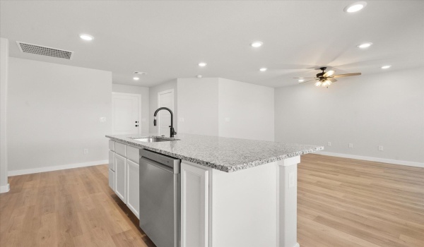 1335 N Colton Avenue, Lubbock, TX 79416, 3 Habitaciones Habitaciones , ,2 BañosBaños,Residential,En Venta,1335 N Colton Avenue,202552228